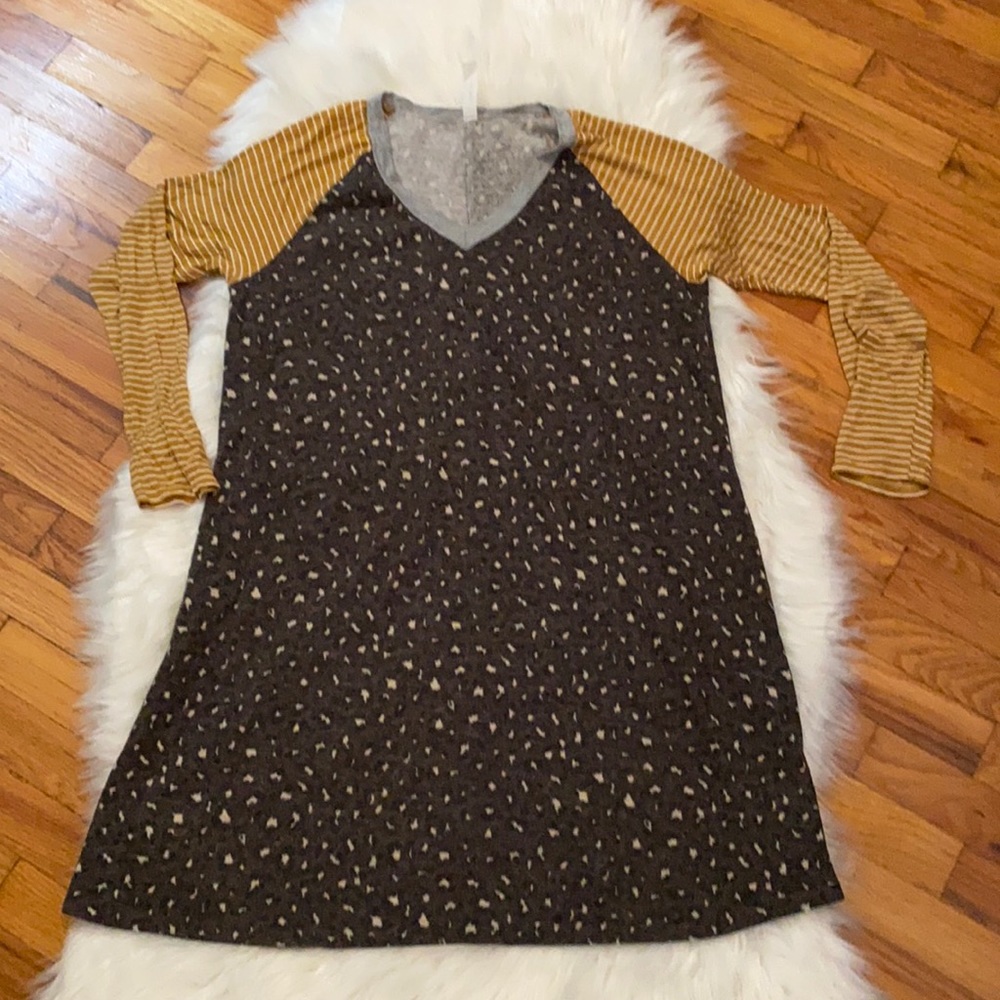 HoneyMe V Neck Long Sleeved Dress